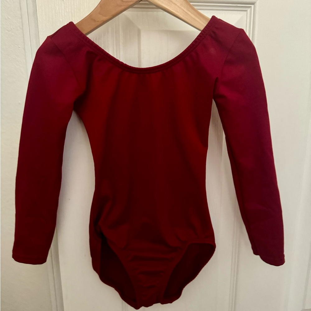 Girls leotard 2-3T Long Sleeve Burgundy. Great for dance/gymnastics